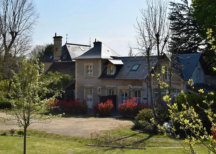 Дом отдыха Le Clos Des Marronniers Douvres-la-Delivrande