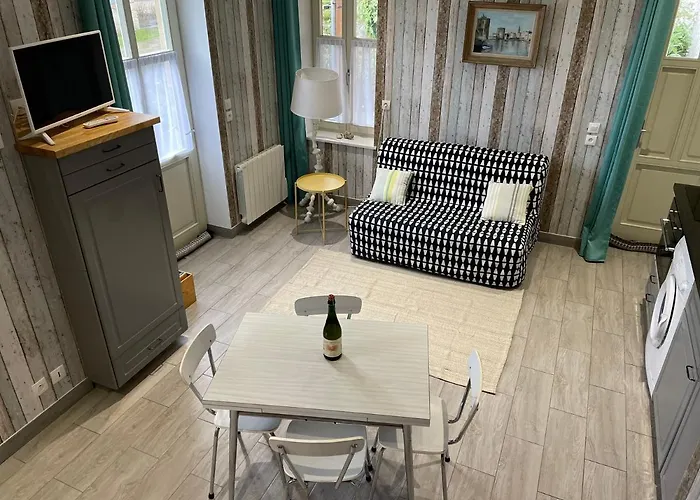 Le Clos Des Marronniers Дом отдыха Douvres-la-Delivrande